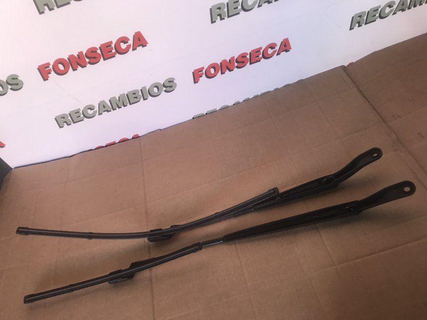 BRAZOS LIMPIA PARABRISAS DELANTERO PEUGEOT 208 II 2020 Ref. 9822931880   9822931680