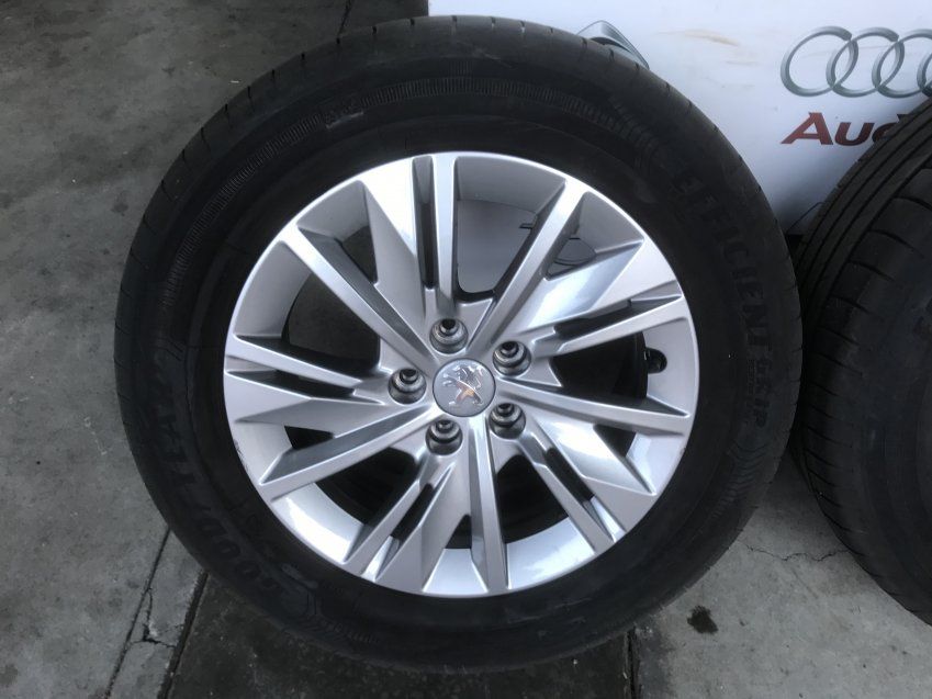 LLANTAS PEUGEOT EN 16"    LLANTAS ORIGINALES 7JX16   NEUMATICOS GOODYEAR 215/60 R16 95V